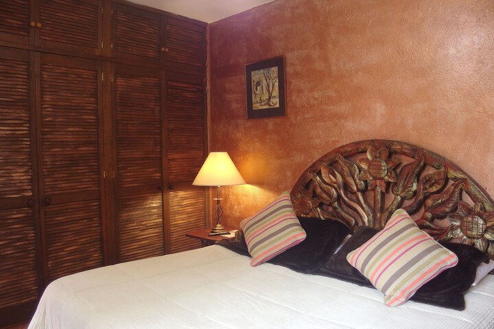 Room 18 of 37
