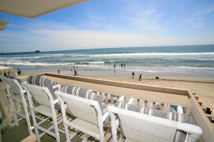 Image of D20 - Beachfront Delight