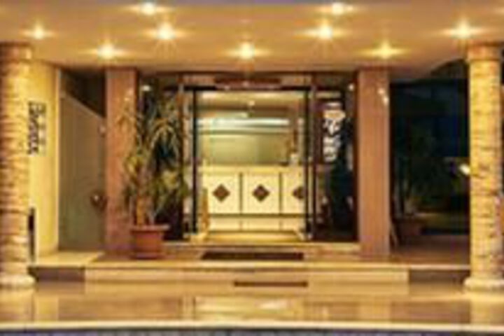 Hotel 30 of 44