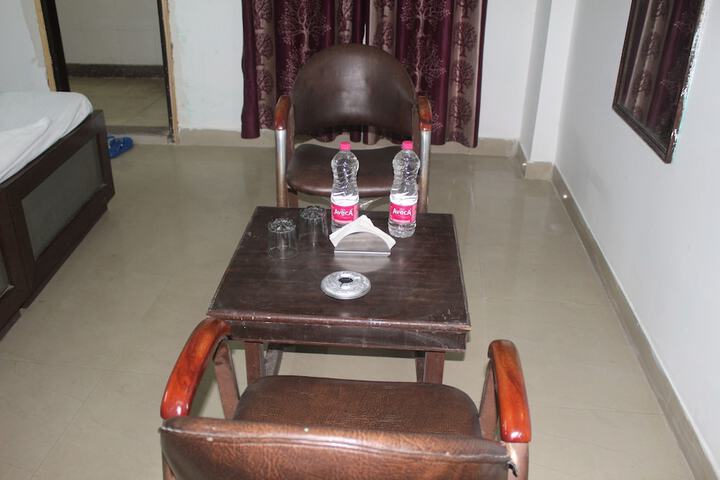 Room 12 of 21