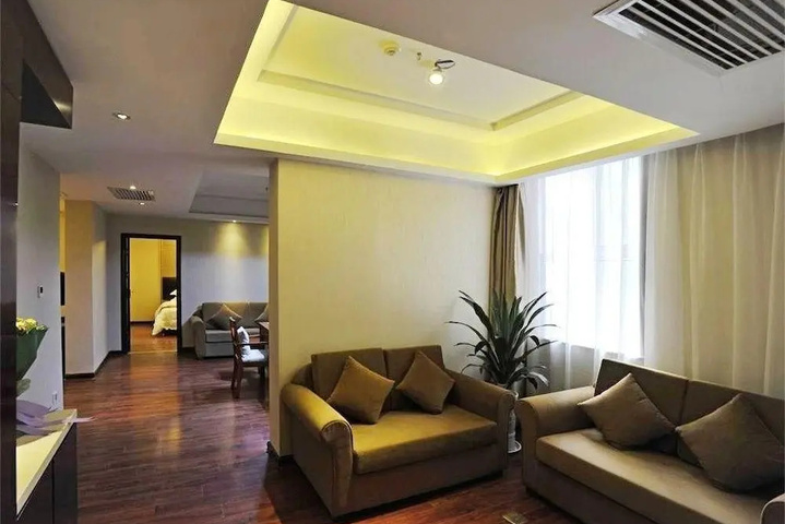 Room 5 of 20