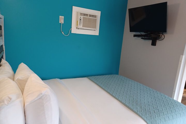 2 Queen Beds Connecting Rooms Lakeside (32 of 50)