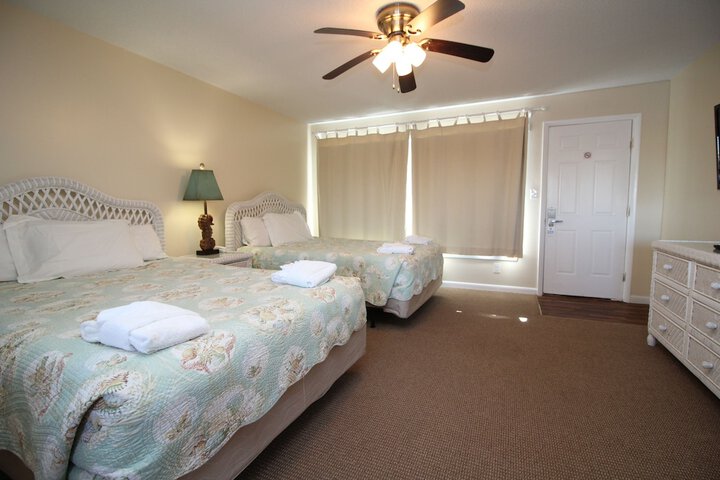 Room 9 of 44