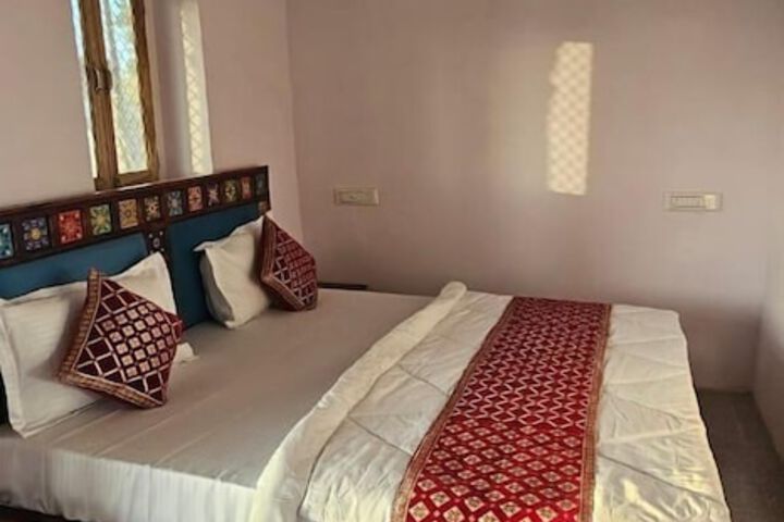 Room 7 of 13