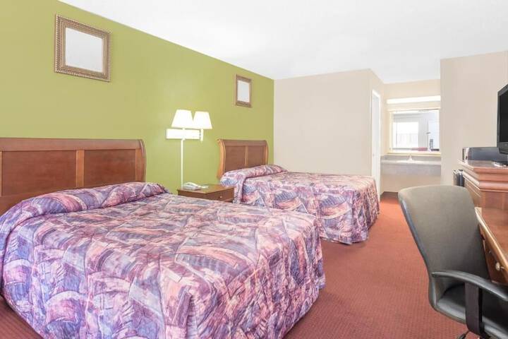 Room 12 of 29