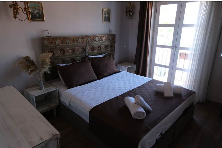 Room 14 of 43
