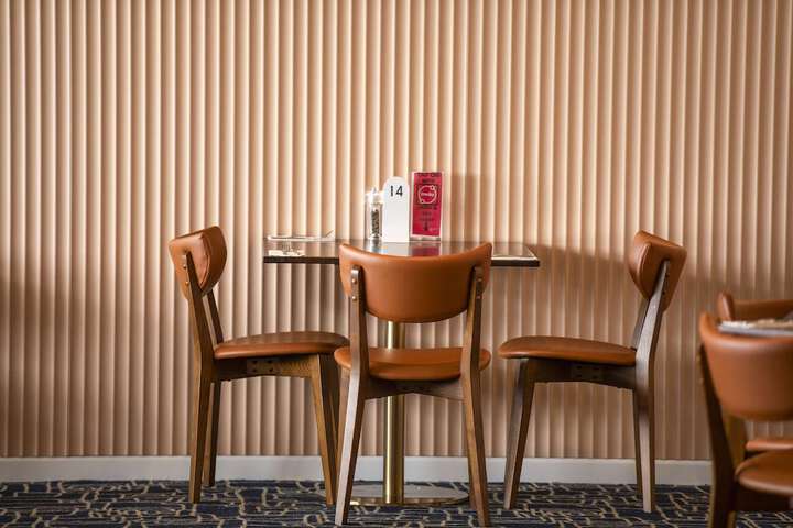 Dining 64 of 90
