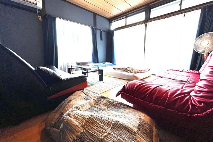 Room 31 of 172