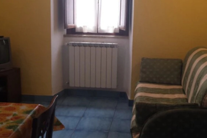 Room 3 of 7