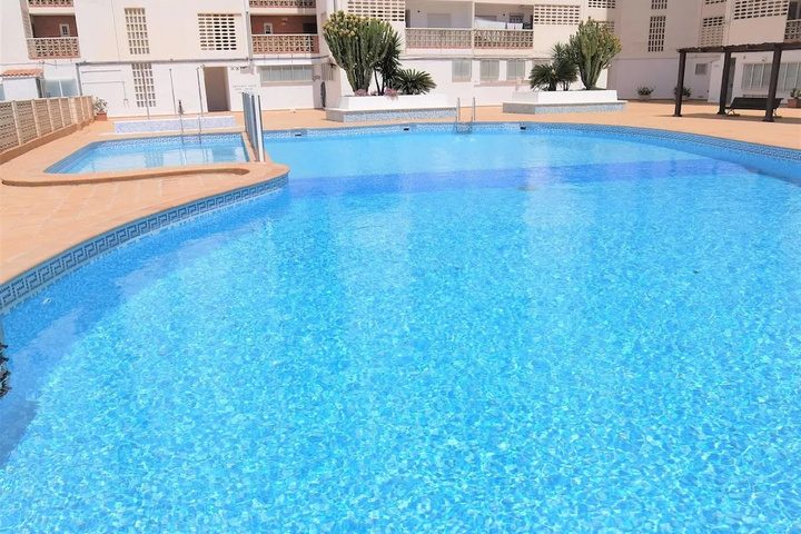 Pool 10 of 19