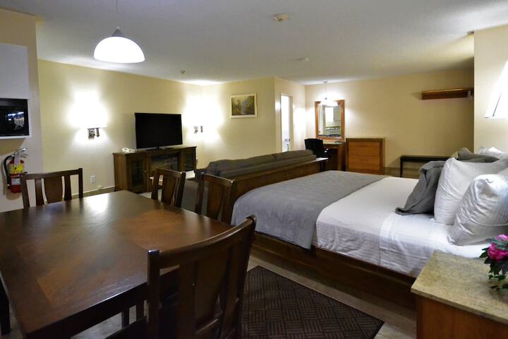 Room 18 of 55
