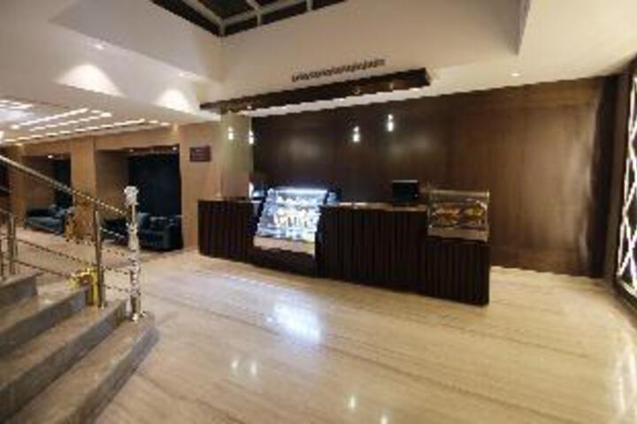 Coffee shop