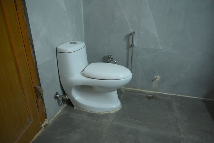 Room 90 of 106