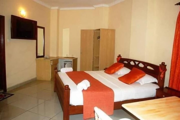 Room 18 of 55
