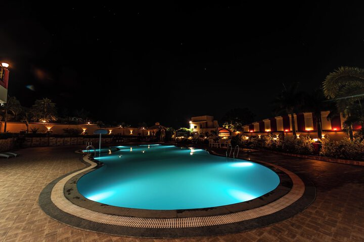 Pool 56 of 82