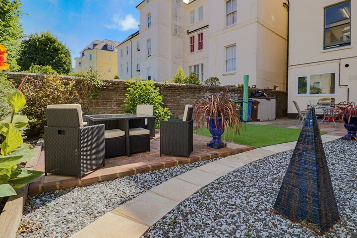 Terrace/Patio 41 of 43