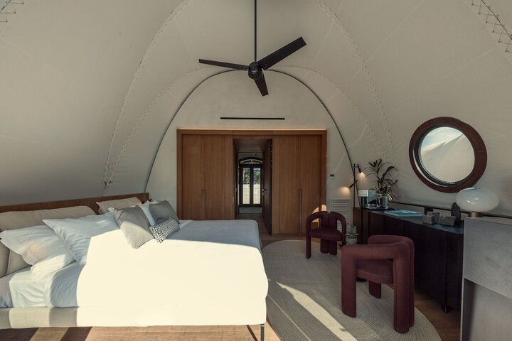Room 12 of 68