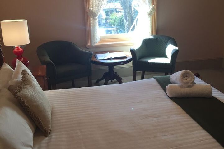 Room 8 of 66