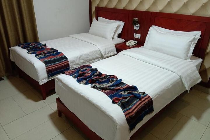 Room 3 of 14