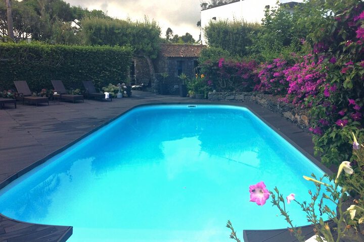 Hotel with Pool