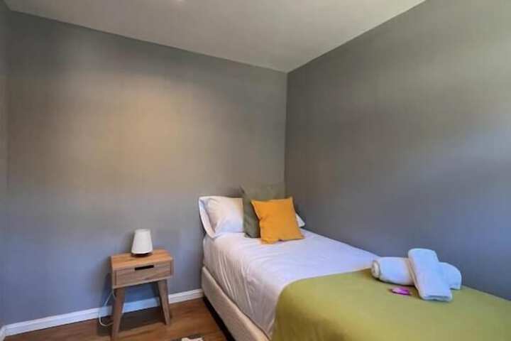 Room 2 of 43