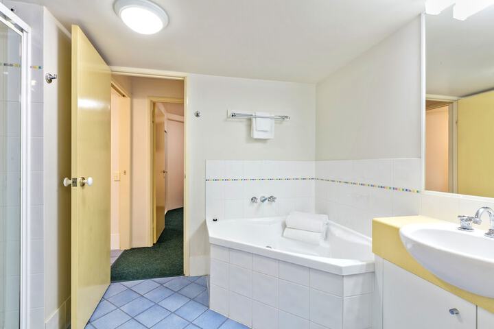Room 125 of 187
