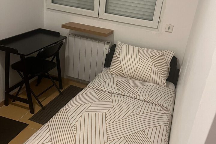 Room 18 of 51