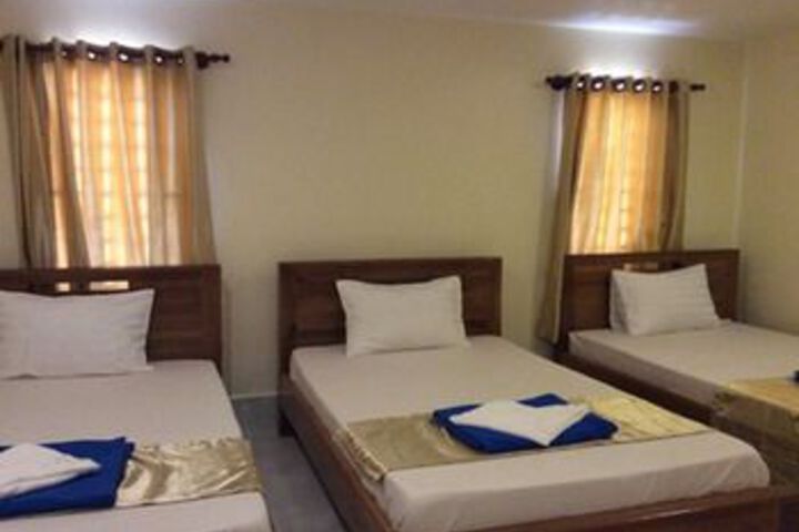 Room 15 of 21
