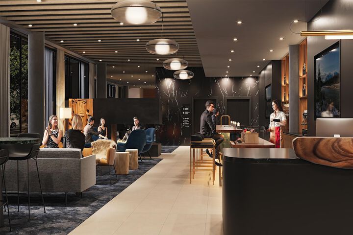 Lounge 10 of 13