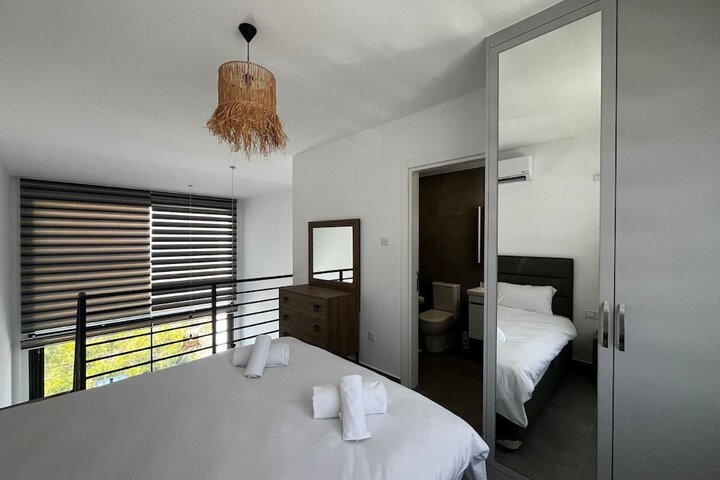 Room 56 of 196