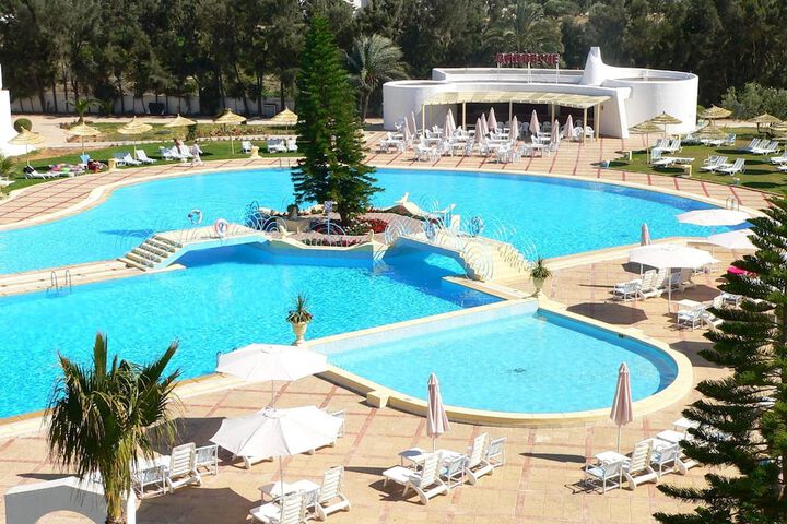 Pool Hotel