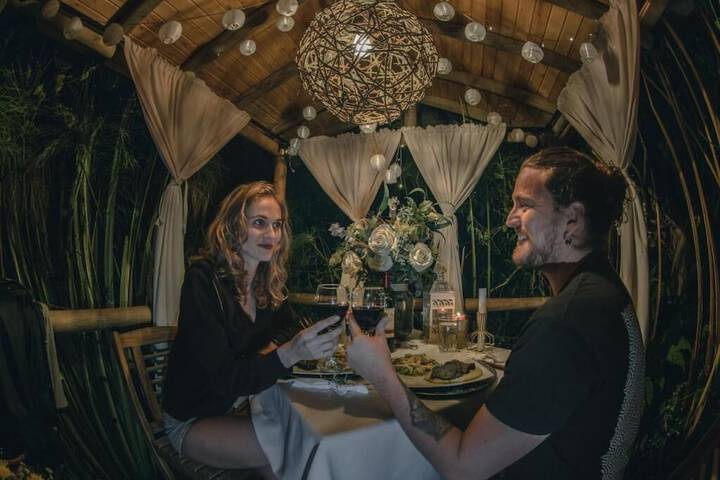 Dining 105 of 156