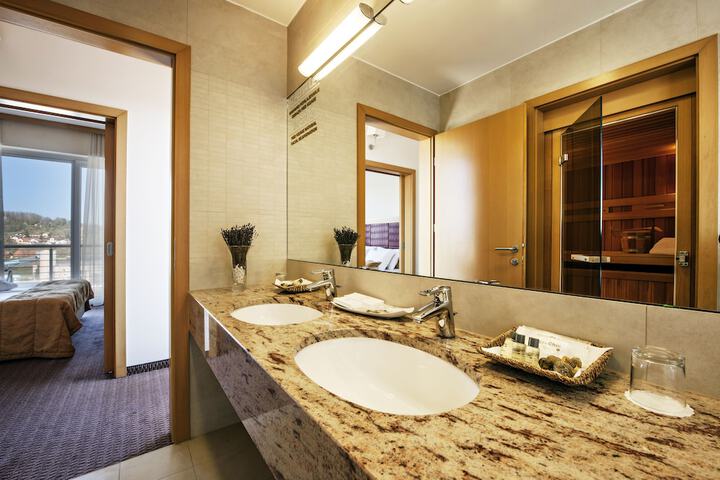 Clean Restrooms