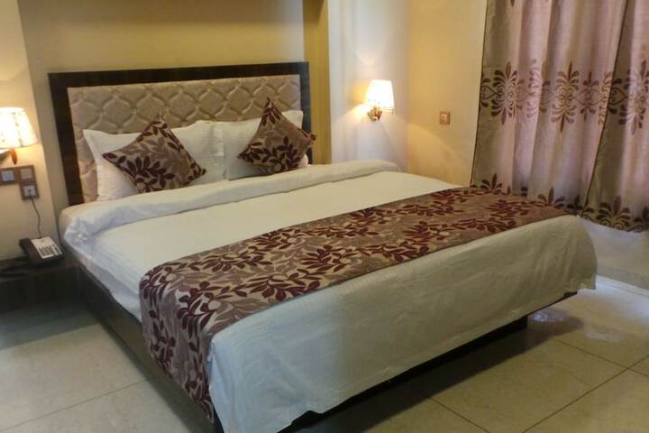 Room 44 of 71