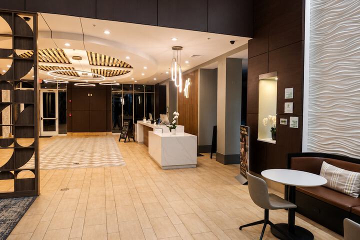 Hotel 64 of 66