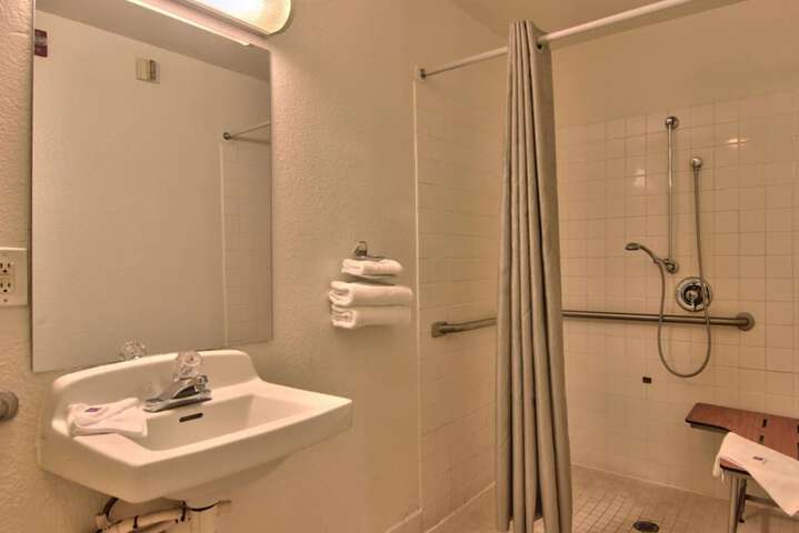 1 Queen Bed ADA Accessible Roll in Shower (4 of 17)
