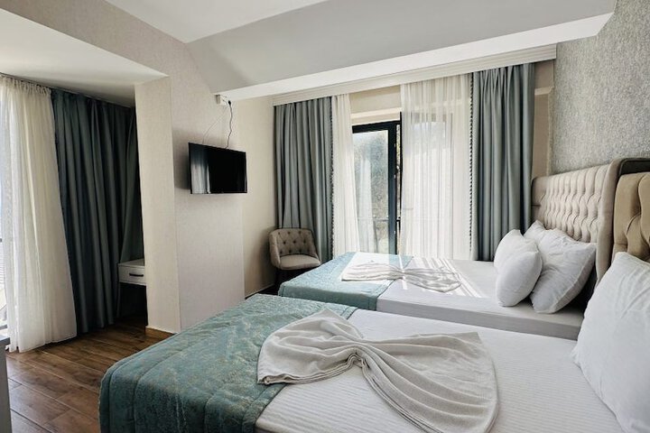 Room 10 of 39