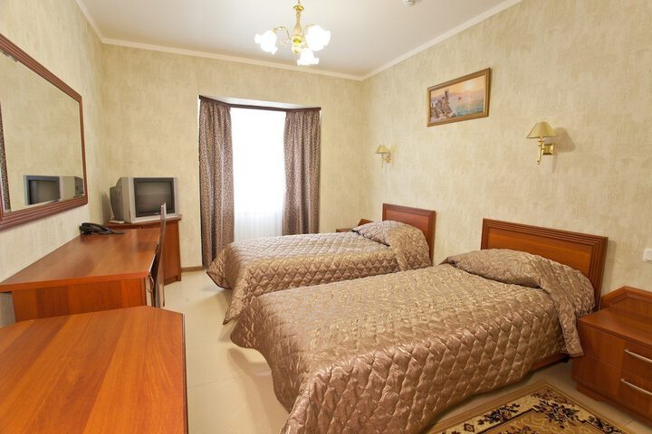 Room 9 of 31