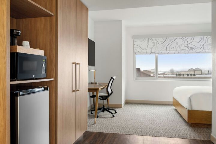 Room 8 of 35