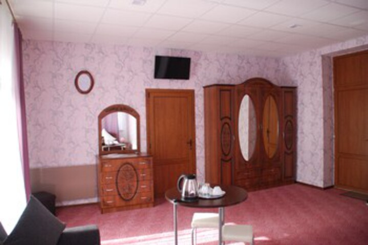 Room 14 of 24