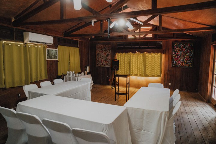 Business Center 122 of 160