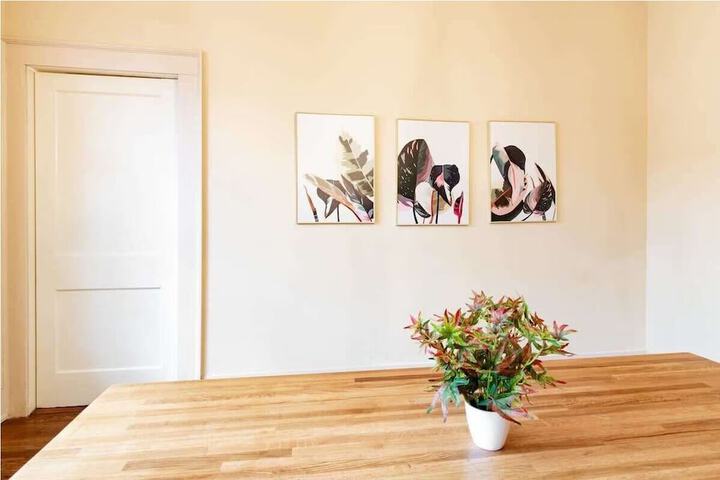Room 16 of 30