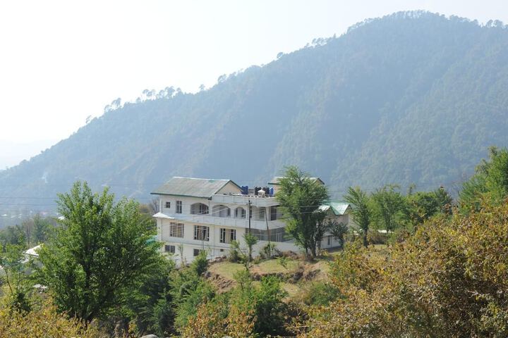 Hotel 5 of 9