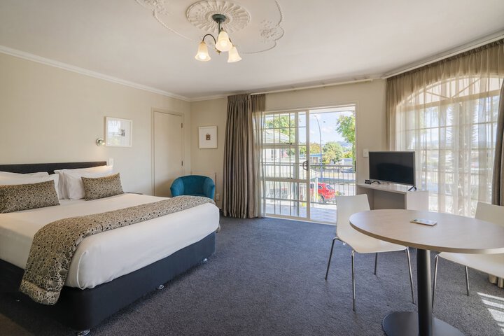 Room 54 of 119
