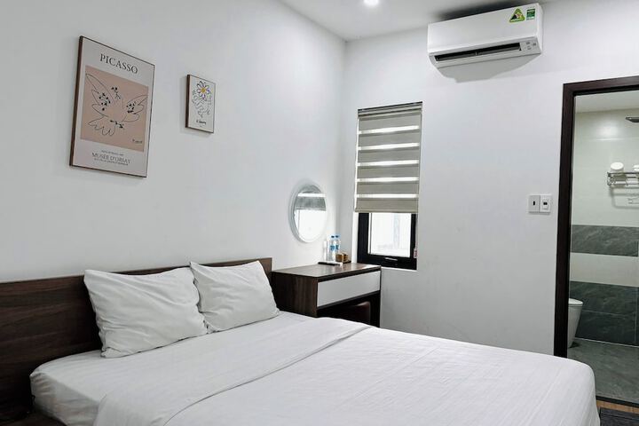 Room 15 of 44