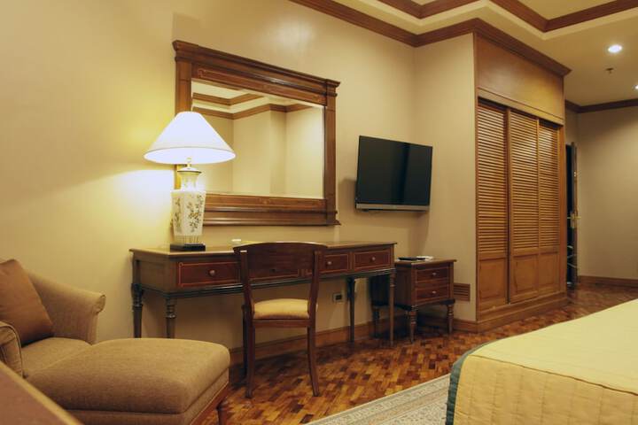Room 14 of 53