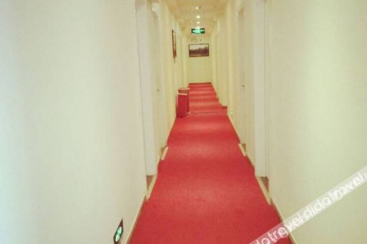 Hotel Interior 7 of 19
