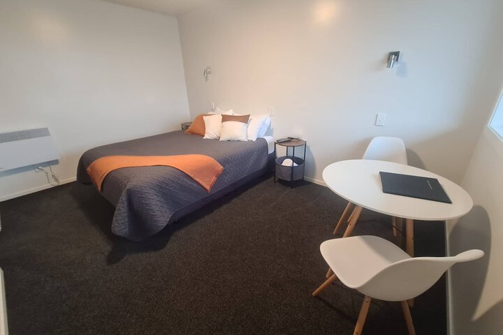 Room 4 of 26