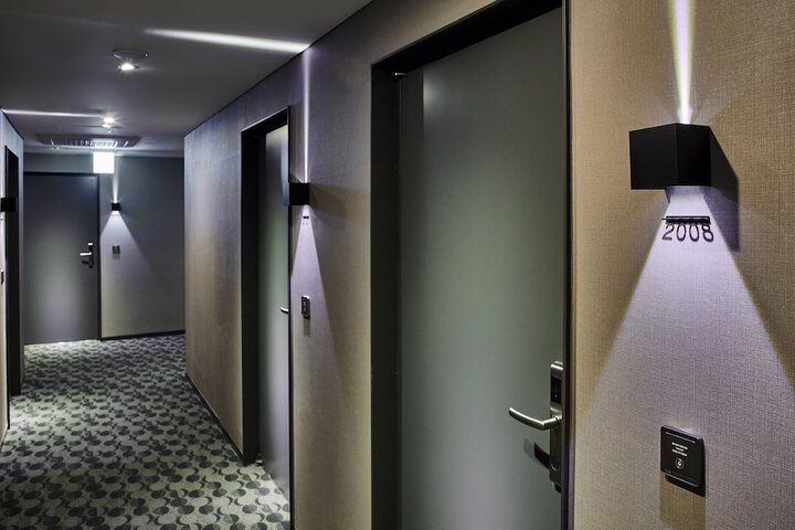 Ballroom/Hall 24 of 28