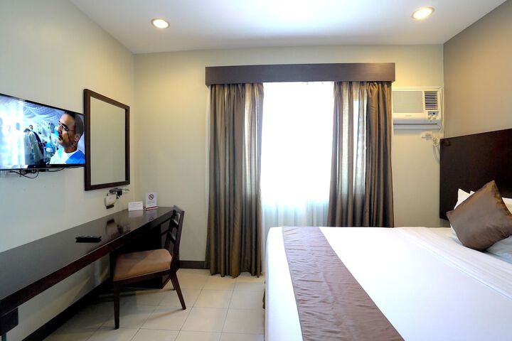 Room 35 of 86